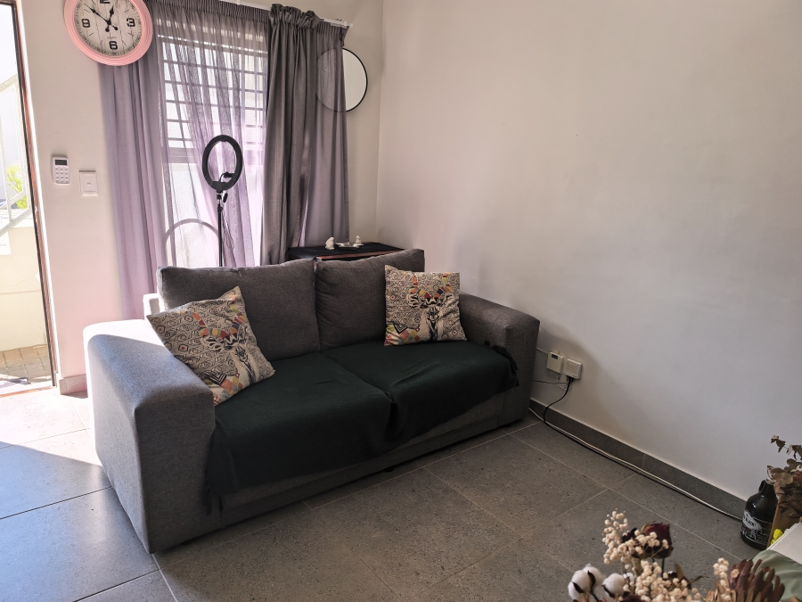 To Let 1 Bedroom Property for Rent in Beachfront Western Cape